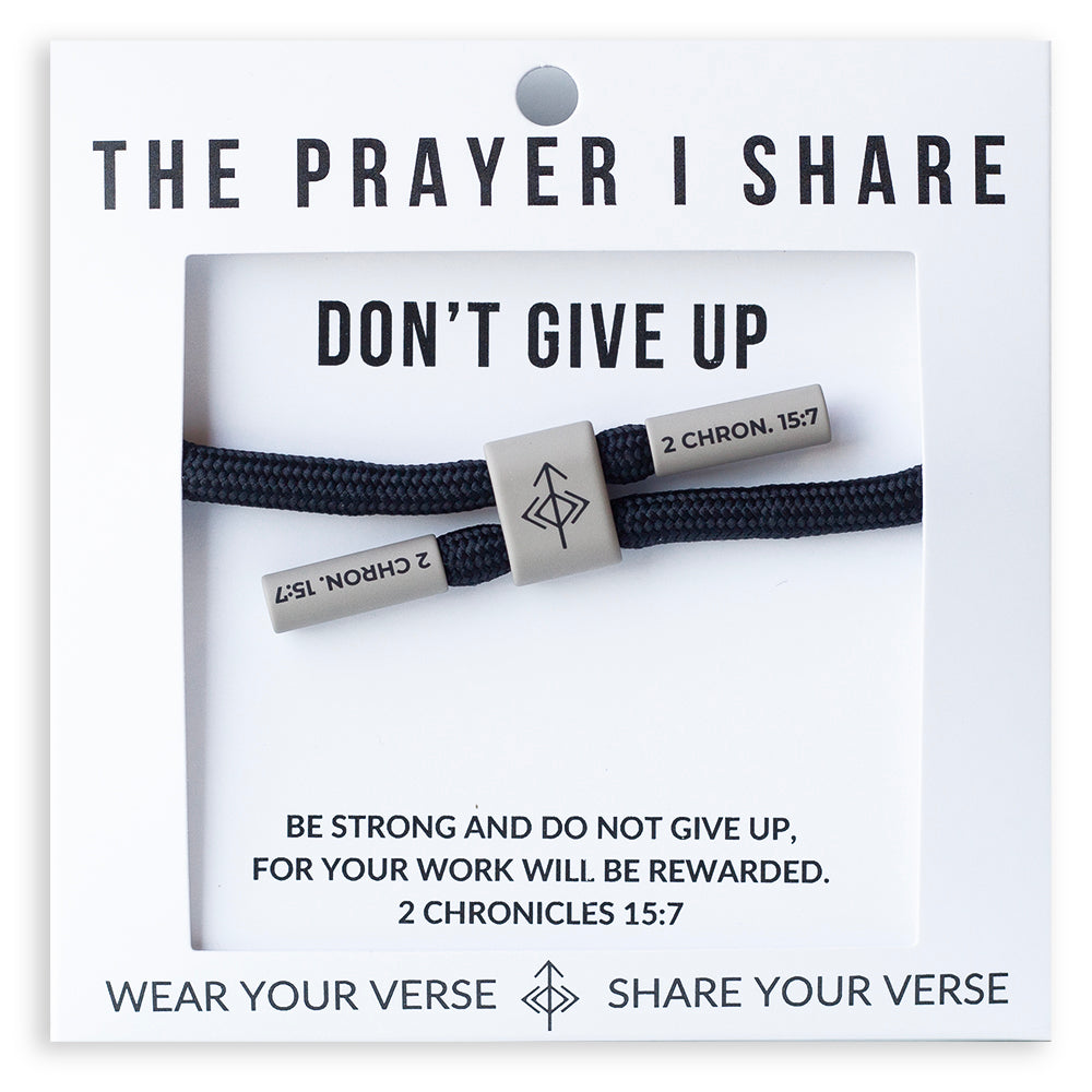 DON'T GIVE UP  Bracelet