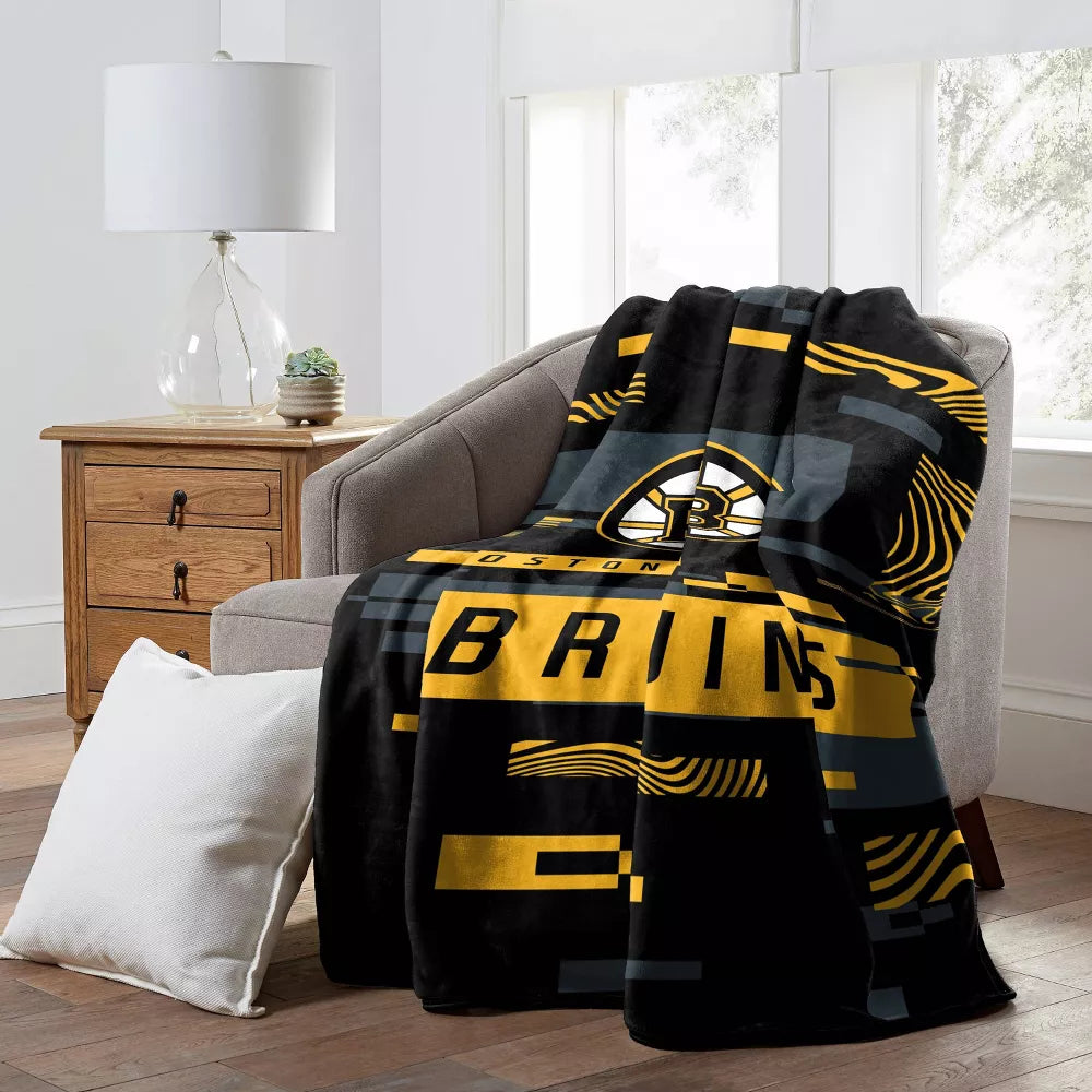 NHL Boston Bruins 60" x 80" Digitize Raschel Throw Blanket