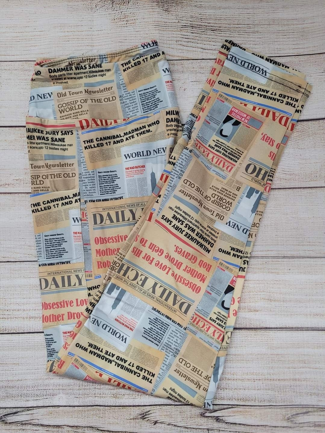 Serial Killers Newsprint leggings