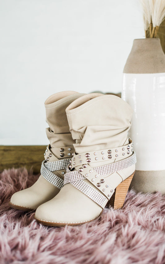 Short Change Booties in Cream