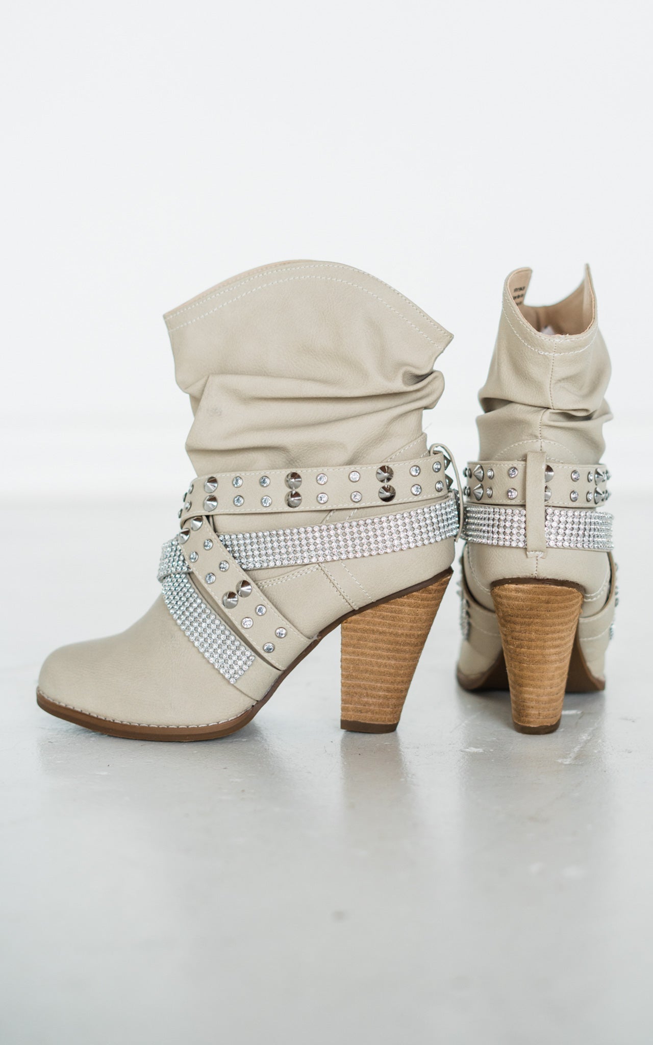 Short Change Booties in Cream