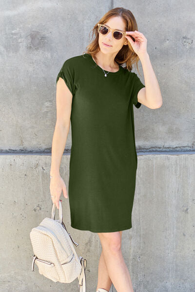 Basic Bae Round Neck Short Sleeve Dress with Pockets