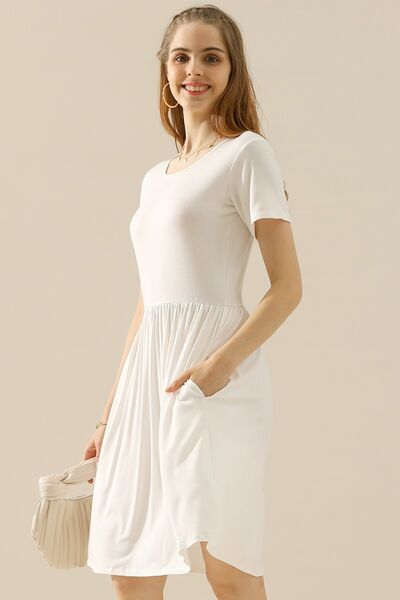 Ninexis Round Neck Ruched Dress with Pockets